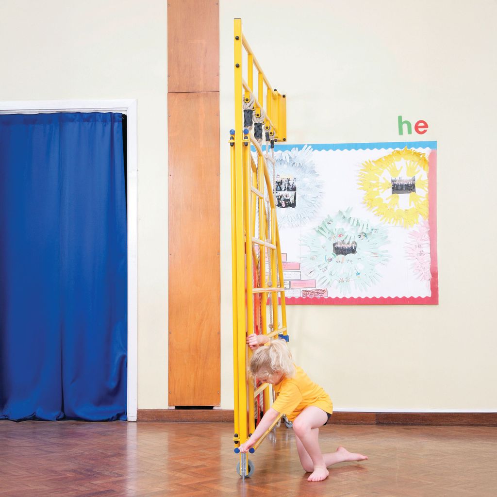 GYM CENTRE CLIMBING FRAME