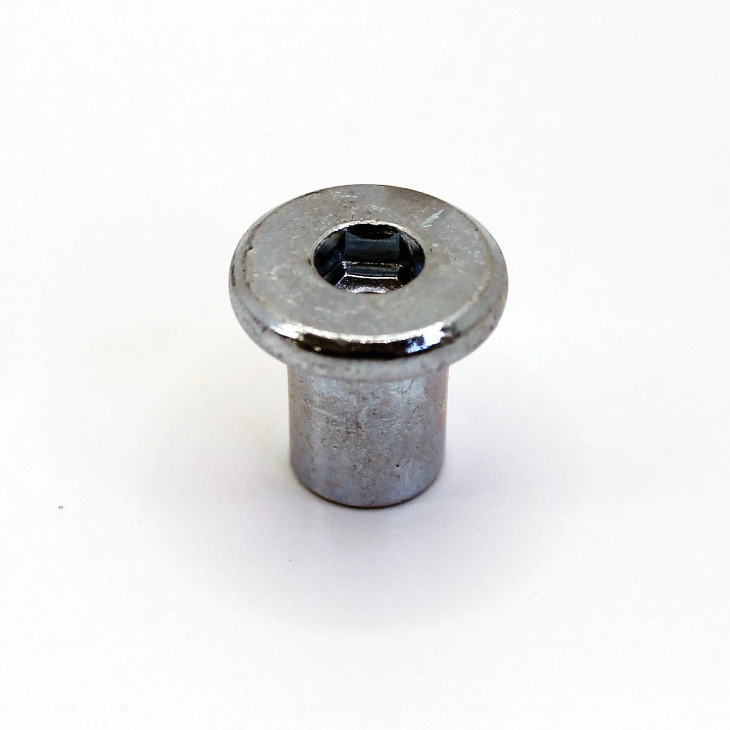 CONNECTOR CAP - M6X12MM