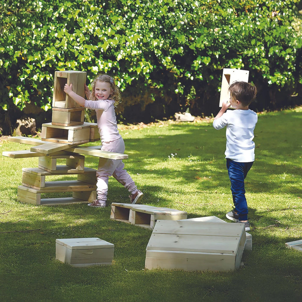 MILLHOUSE BUILDING BLOCK SET