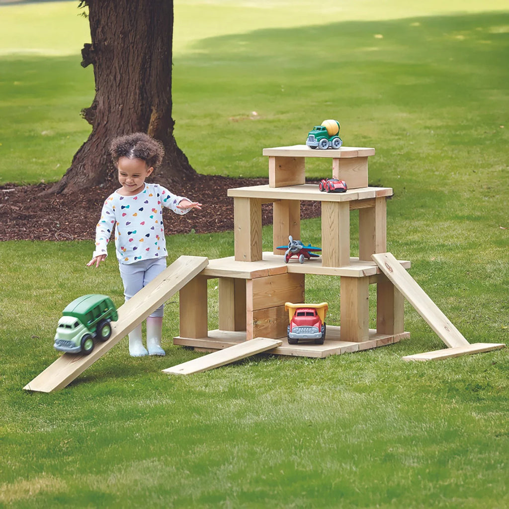 MILLHOUSE IMAGINATIVE PLAY BUILDING