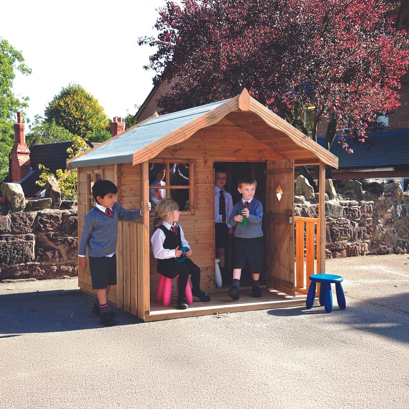 MY LITTLE DEN PLAYHOUSE