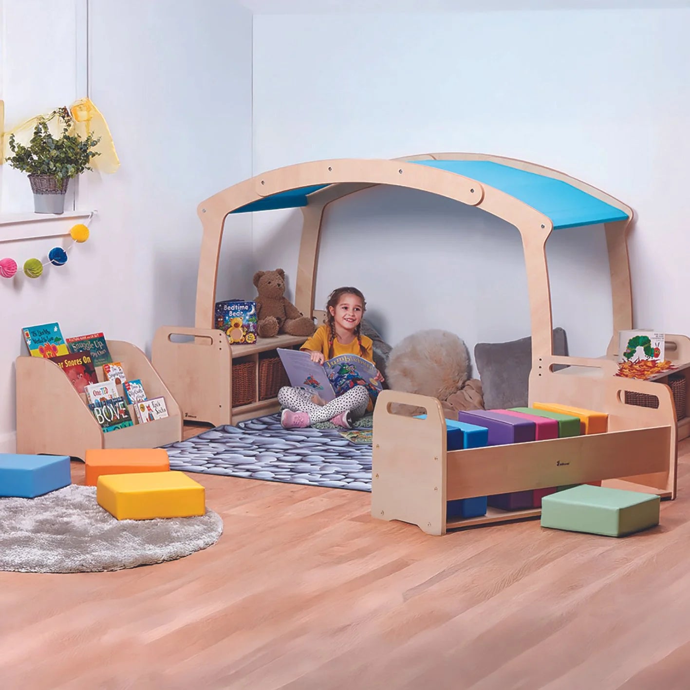 MILLHOUSE RAINBOW READING MINI ZONE